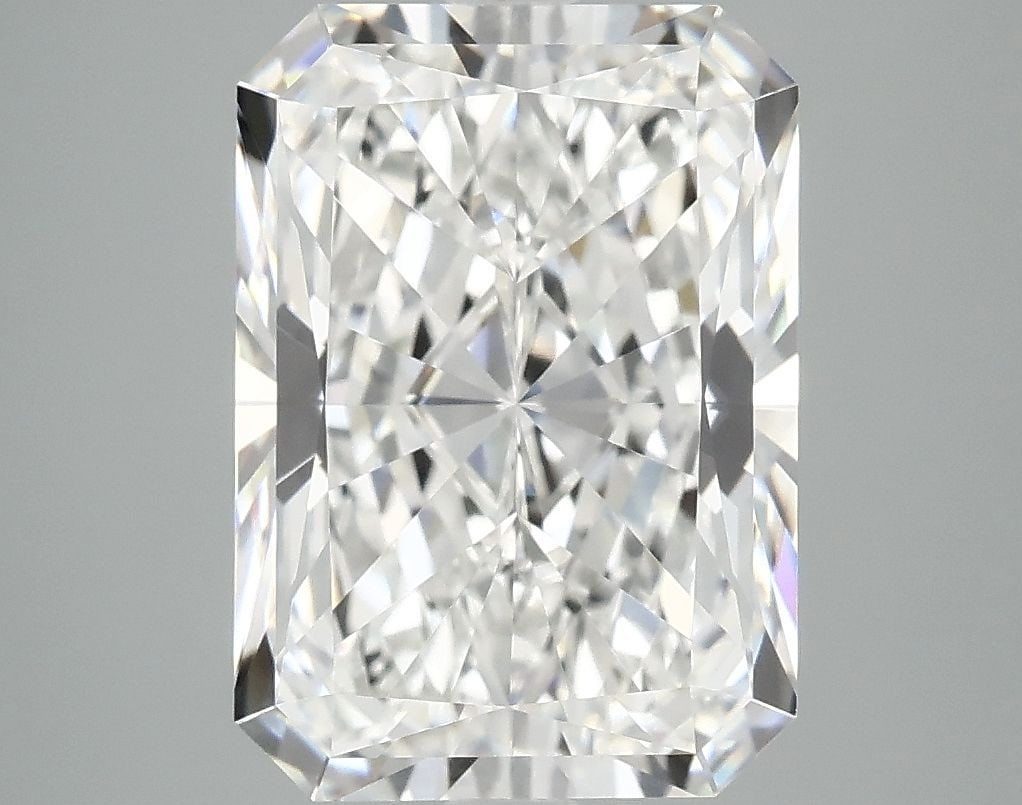 IGI Radiant 4.98ct E VVS2 - Loose Lab Diamond: IGI Radiant 4.98ct E VVS2 - Loose Lab Diamond Item Specifics: Source: This Is A Real Diamond Grown In A Lab Not Mined. Carat: 4.98 Cut: - Color: E Clarity: VVS2 Polish: EX Symmetry: EX Measurements: 1