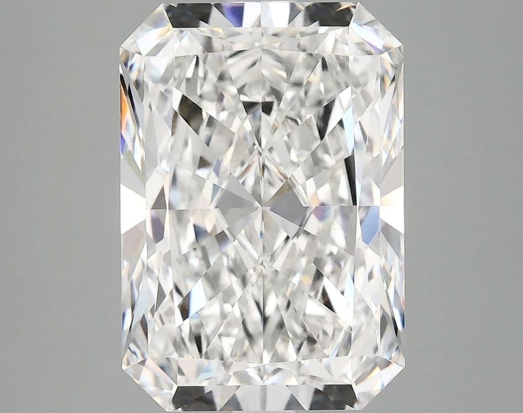 IGI Radiant 4.94ct F VVS2 - Loose Lab Diamond: IGI Radiant 4.94ct F VVS2 - Loose Lab Diamond Item Specifics: Source: This Is A Real Diamond Grown In A Lab Not Mined. Carat: 4.94 Cut: - Color: F Clarity: VVS2 Polish: EX Symmetry: EX Measurements: 1