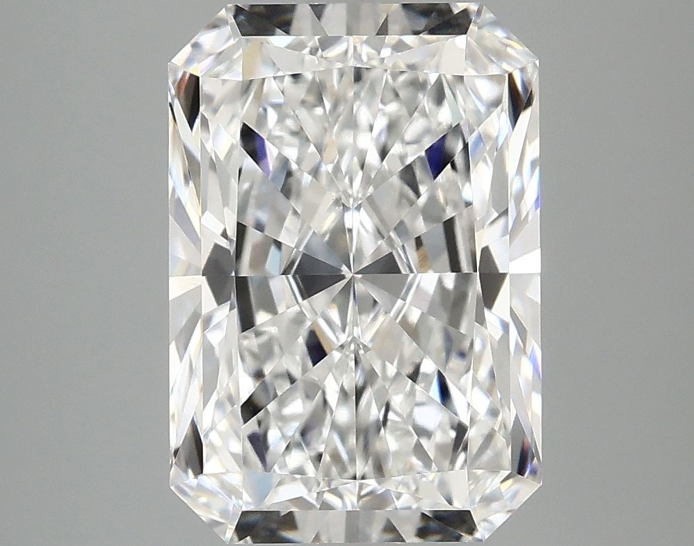 IGI Radiant 4.06ct E VVS2 - Loose Lab Diamond: IGI Radiant 4.06ct E VVS2 - Loose Lab Diamond Item Specifics: Source: This Is A Real Diamond Grown In A Lab Not Mined. Carat: 4.06 Cut: - Color: E Clarity: VVS2 Polish: EX Symmetry: EX Measurements: 1