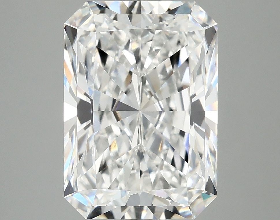IGI Radiant 4.09ct E VVS2 - Loose Lab Diamond: IGI Radiant 4.09ct E VVS2 - Loose Lab Diamond Item Specifics: Source: This Is A Real Diamond Grown In A Lab Not Mined. Carat: 4.09 Cut: - Color: E Clarity: VVS2 Polish: EX Symmetry: EX Measurements: 1