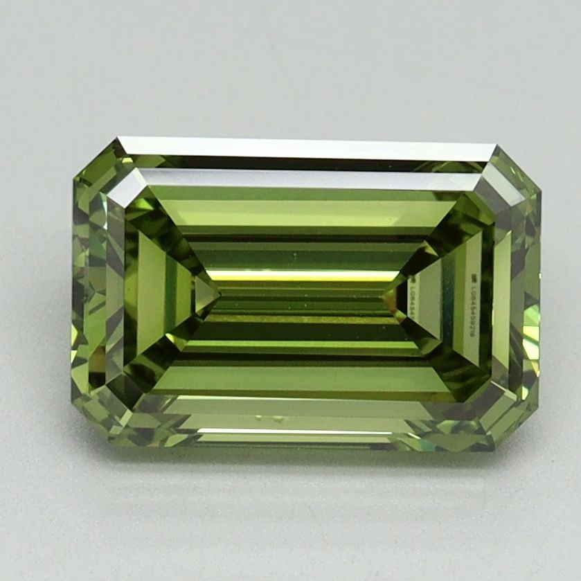 IGI Emerald 2.12ct Fancy Vivid Green VVS2 - Loose Lab Diamond: IGI Emerald 2.12ct Fancy Vivid Green VVS2 - Loose Lab Diamond Item Specifics: Source: This Is A Real Diamond Grown In A Lab Not Mined. Carat: 2.12 Cut: - Color: Fancy Vivid Green Clarity: VVS2