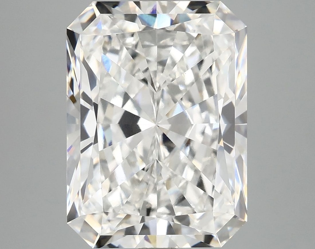 IGI Radiant 7.34ct E VVS2 - Loose Lab Diamond: IGI Radiant 7.34ct E VVS2 - Loose Lab Diamond Item Specifics: Source: This Is A Real Diamond Grown In A Lab Not Mined. Carat: 7.34 Cut: - Color: E Clarity: VVS2 Polish: EX Symmetry: EX Measurements: 1