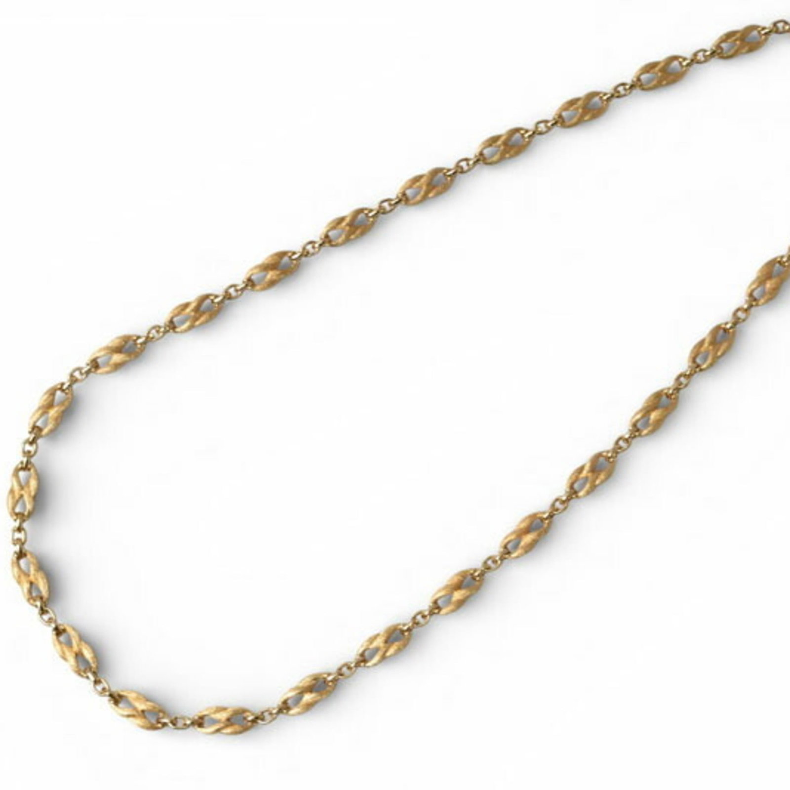 Christian Dior Necklace Chain Gold Long: Christian Dior Necklace Chain Gold Long Gold Long Necklace Chain from Christian Dior, featuring a classic design with a gold finish and a length of 86 cm. The necklace chain shows signs of usage,