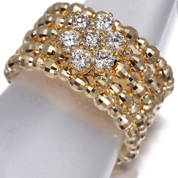 Diamond 0.50Ct Flower One Size Fits All Ring 18K 750 Yellow Gold: Diamond 0.50Ct Flower One Size Fits All Ring 18K 750 Yellow Gold Yellow gold 18k metal ring features a natural diamond main stone, weighing 0.50 carats, set in a beautiful flower design that fits all