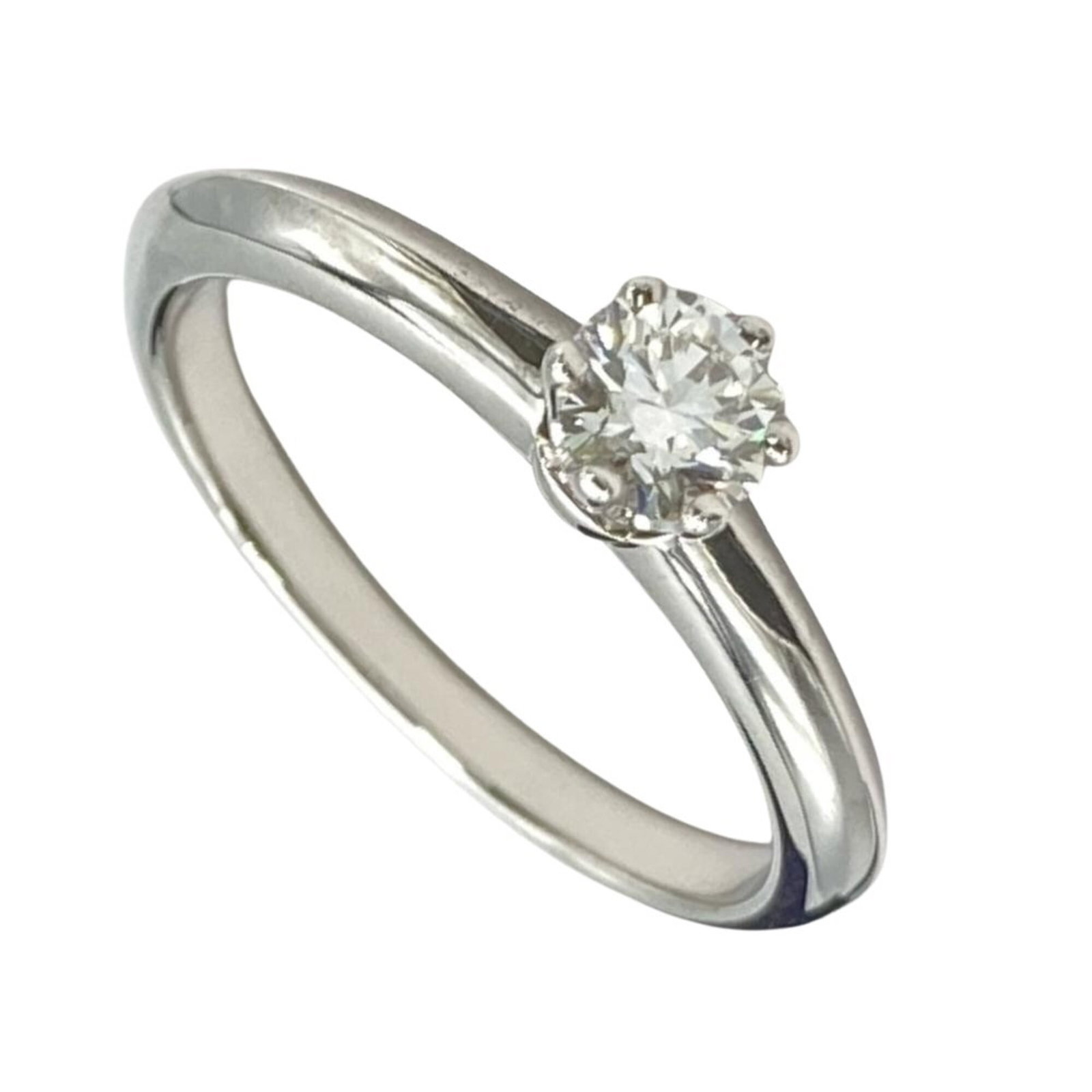Platinum ring by Tiffany band: Platinum ring by Tiffany band Item Specifics: Brand: Tiffany Type: Band Ring Gender: Women Color: Platinum Material: Platinum 950 Stone: Diamond Weight (Ct.): 0.26 Clarity: Vs2 Us Size: 4.5 Condition