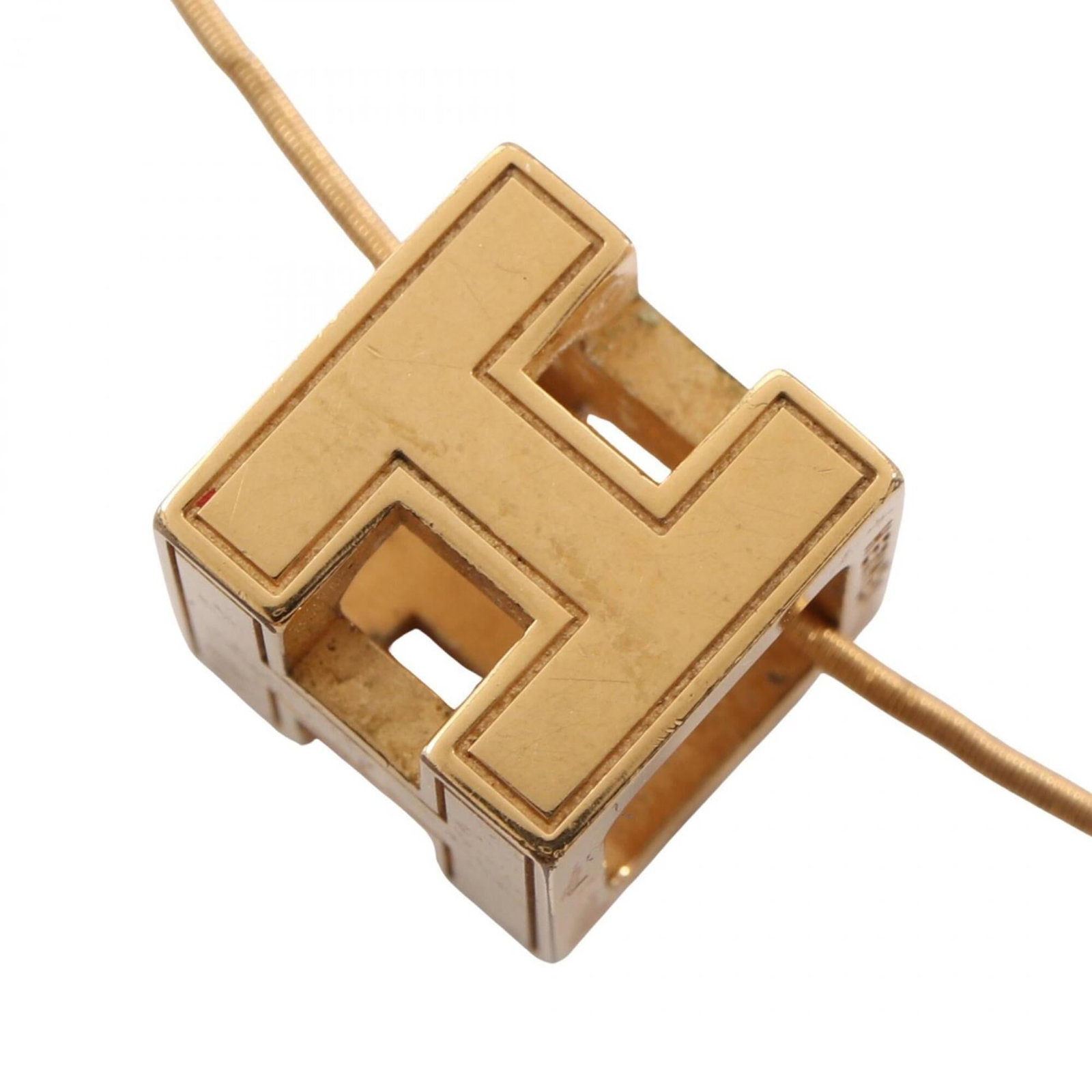 Hermes Cage D'H H-Cube Necklace Gold Plated (Gp) Women'S Tone: Hermes Cage D'H H-Cube Necklace Gold Plated (Gp) Women'S Tone Gold Plated Hermes Cage D'H H-Cube Necklace for Women, 43cm Gold Neck Circumference. This gold plated necklace features a 12mm x 12mm pend