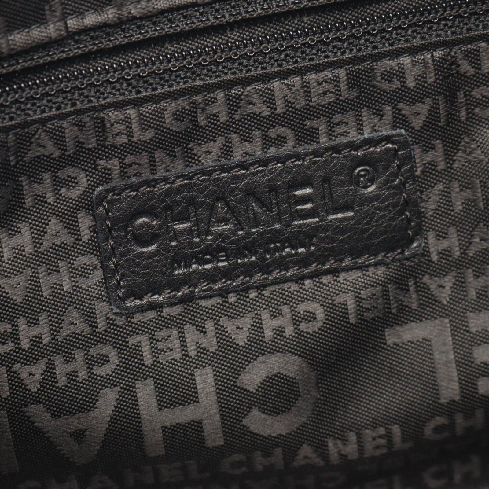 Chanel Handbag Leather - 4