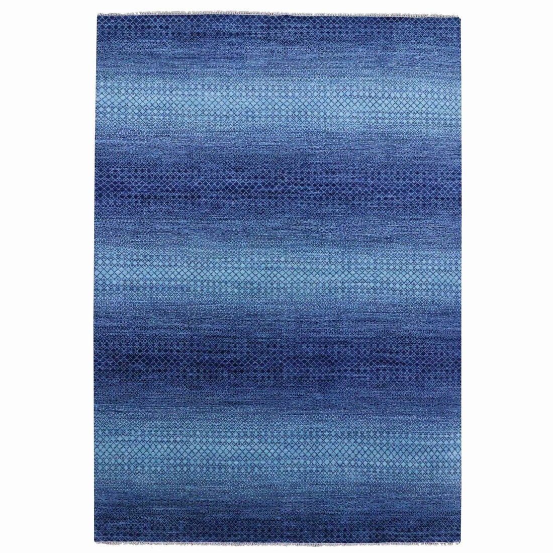 9'10"x14' Blue Modern Chiaroscuro Collection Pure Wool Hand Knotted Rug: 9'10"x14' Blue Modern Chiaroscuro Collection Pure Wool Hand Knotted Rug 9'10" x 14" Blue Modern Chiaroscuro Collection Pure Wool Hand Knotted Rug - A stunning example of hand-knotted craftsmanship, th