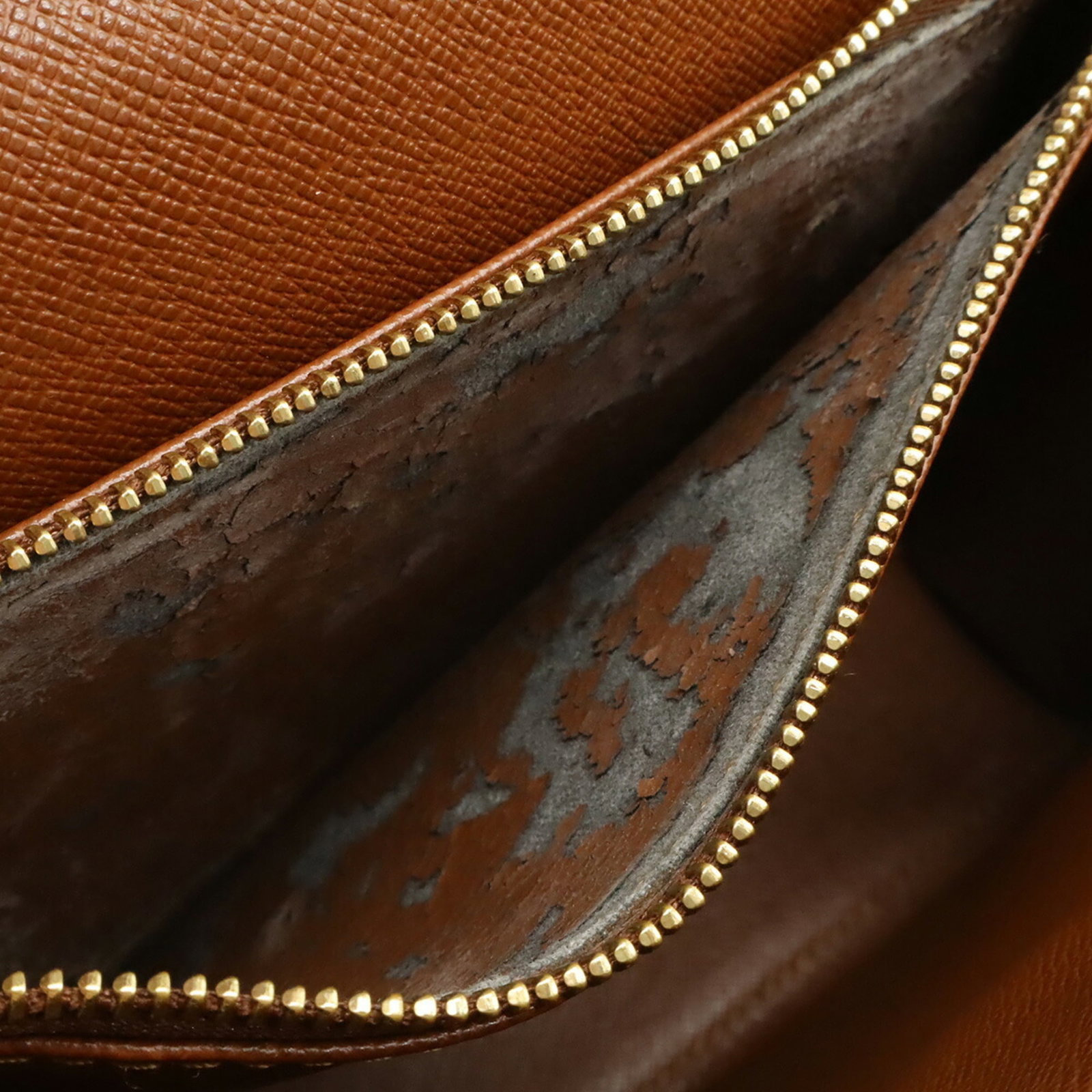Monogram Louis Vuitton Handbag - 7