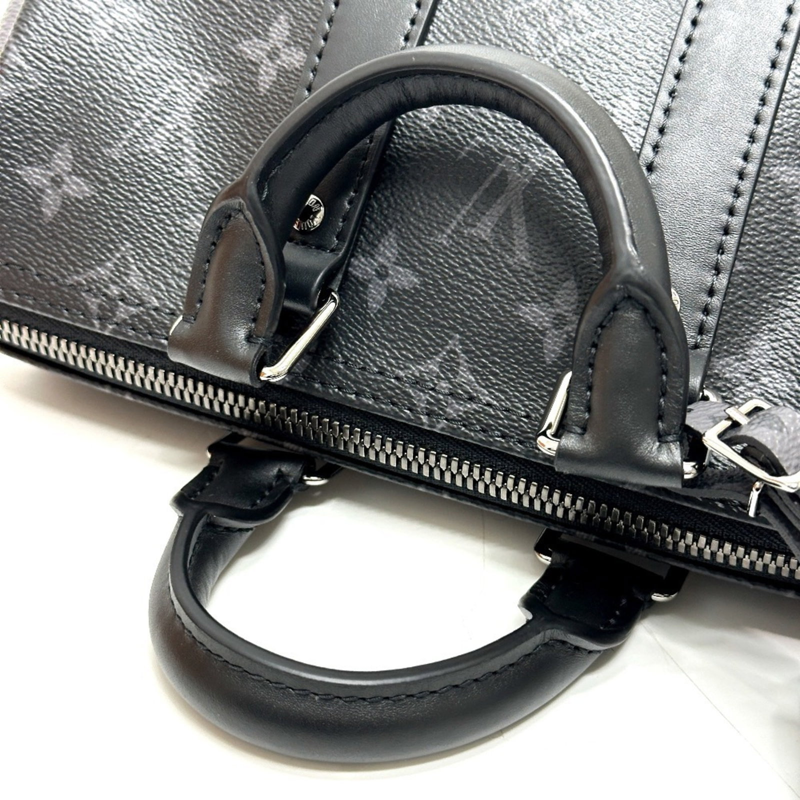 Shoulder bag monogram Louis Vuitton eclipse - 7