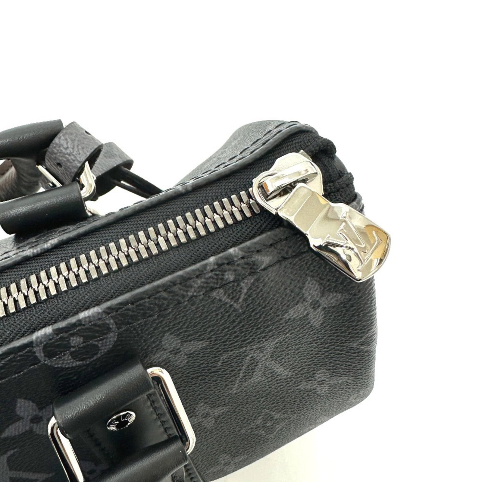 Shoulder bag monogram Louis Vuitton eclipse - 8