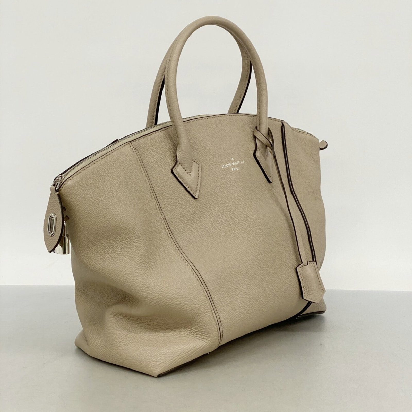 Louis Vuitton Handbag - 2