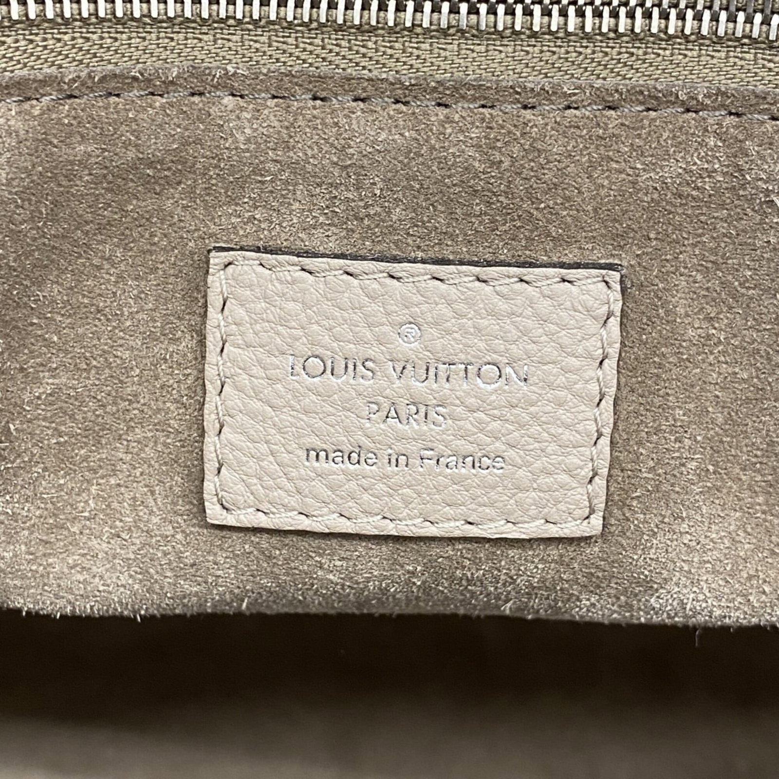 Louis Vuitton Handbag - 5