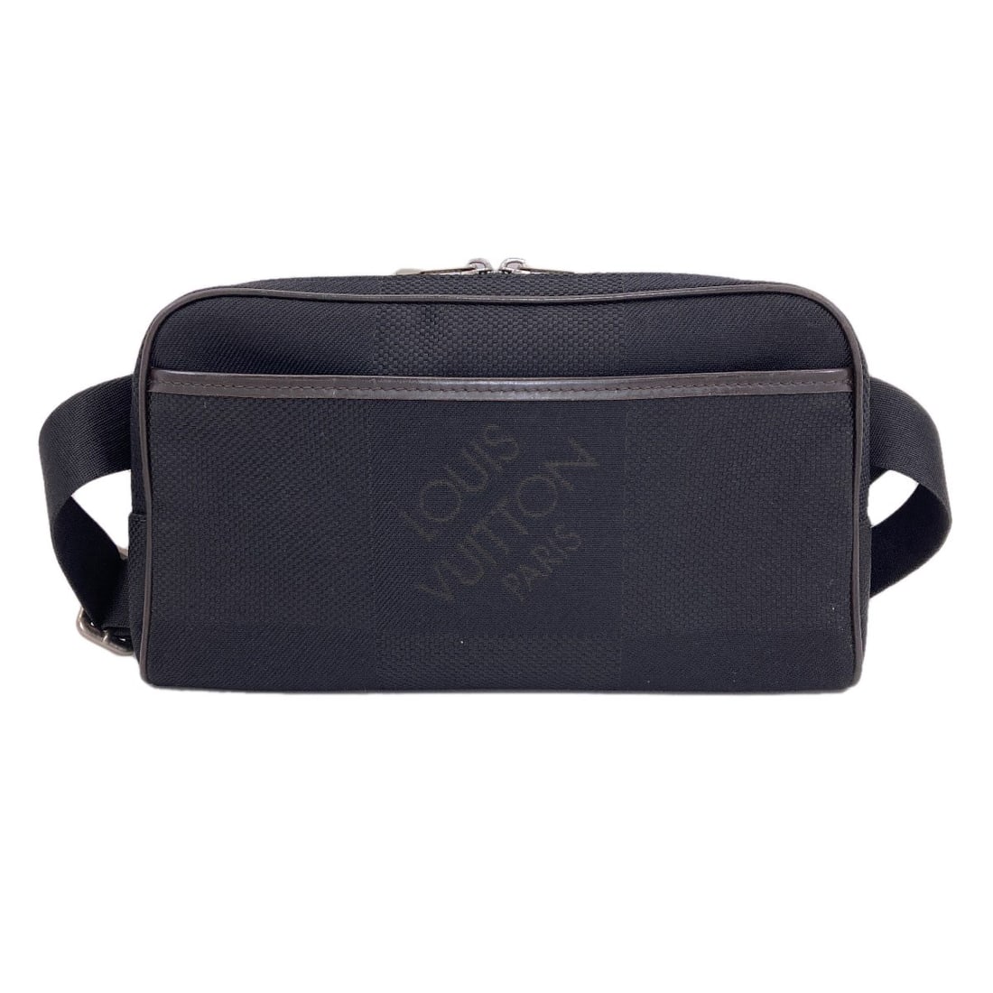Damier Geant Body Bag by Louis Vuitton M93620 (1 of 20)