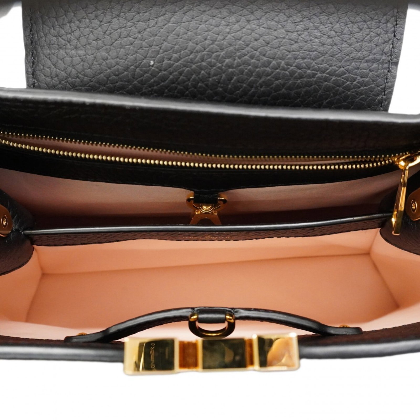 Louis Vuitton Handbag - 4