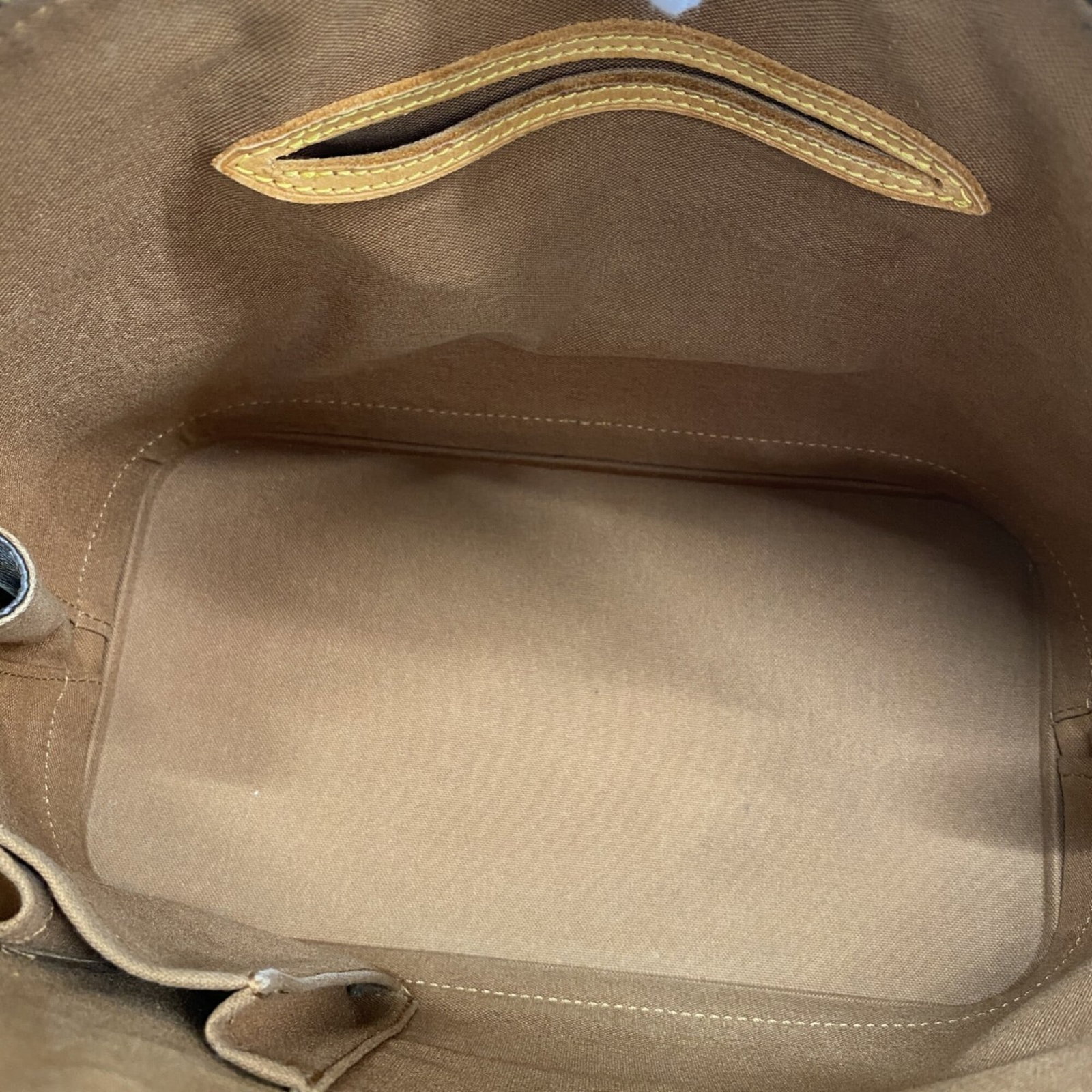 Louis Vuitton Handbag - 4