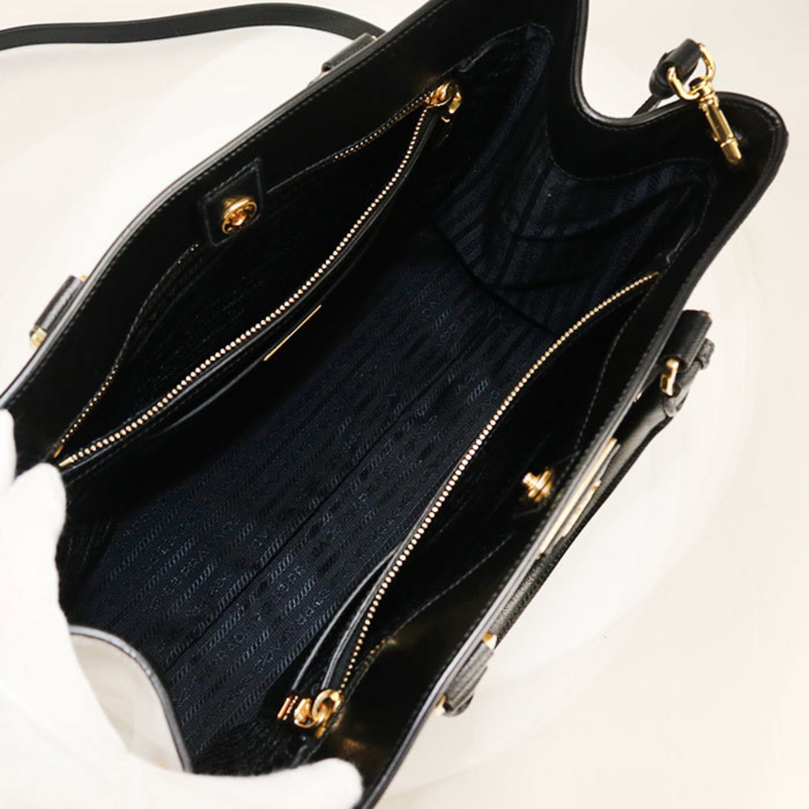 Leather Prada Tote Bag - 3