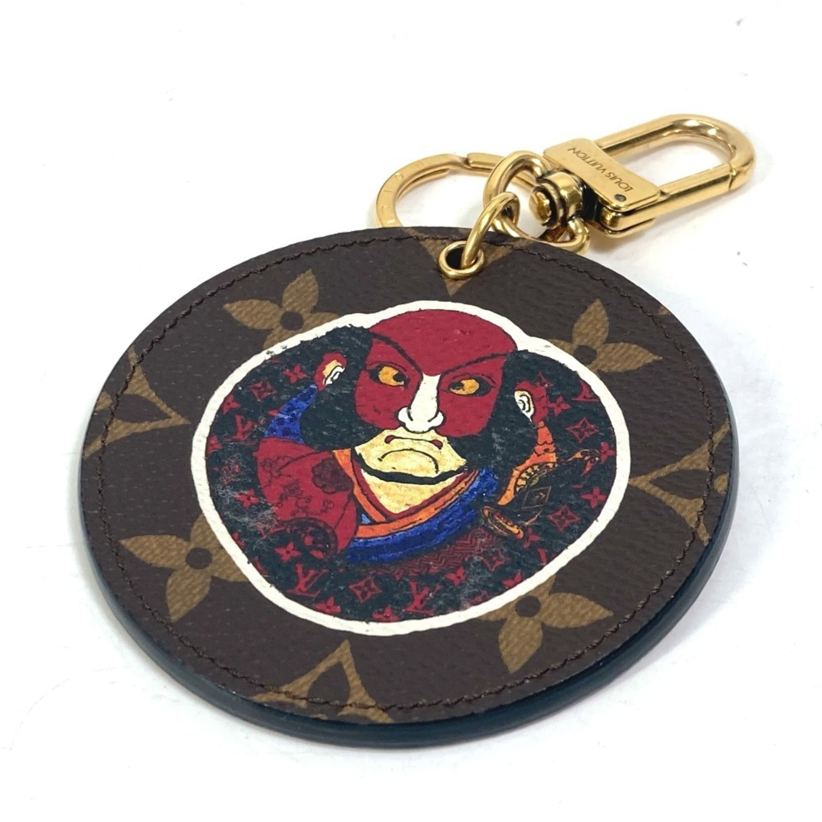 Monogram Keyring Louis Vuitton: Monogram Keyring Louis Vuitton Monogram Keyring Louis Vuitton - A classic accessory with the iconic LV monogram, this brown keyring features a subtle touch of luxury. Traces of usage are visible, and