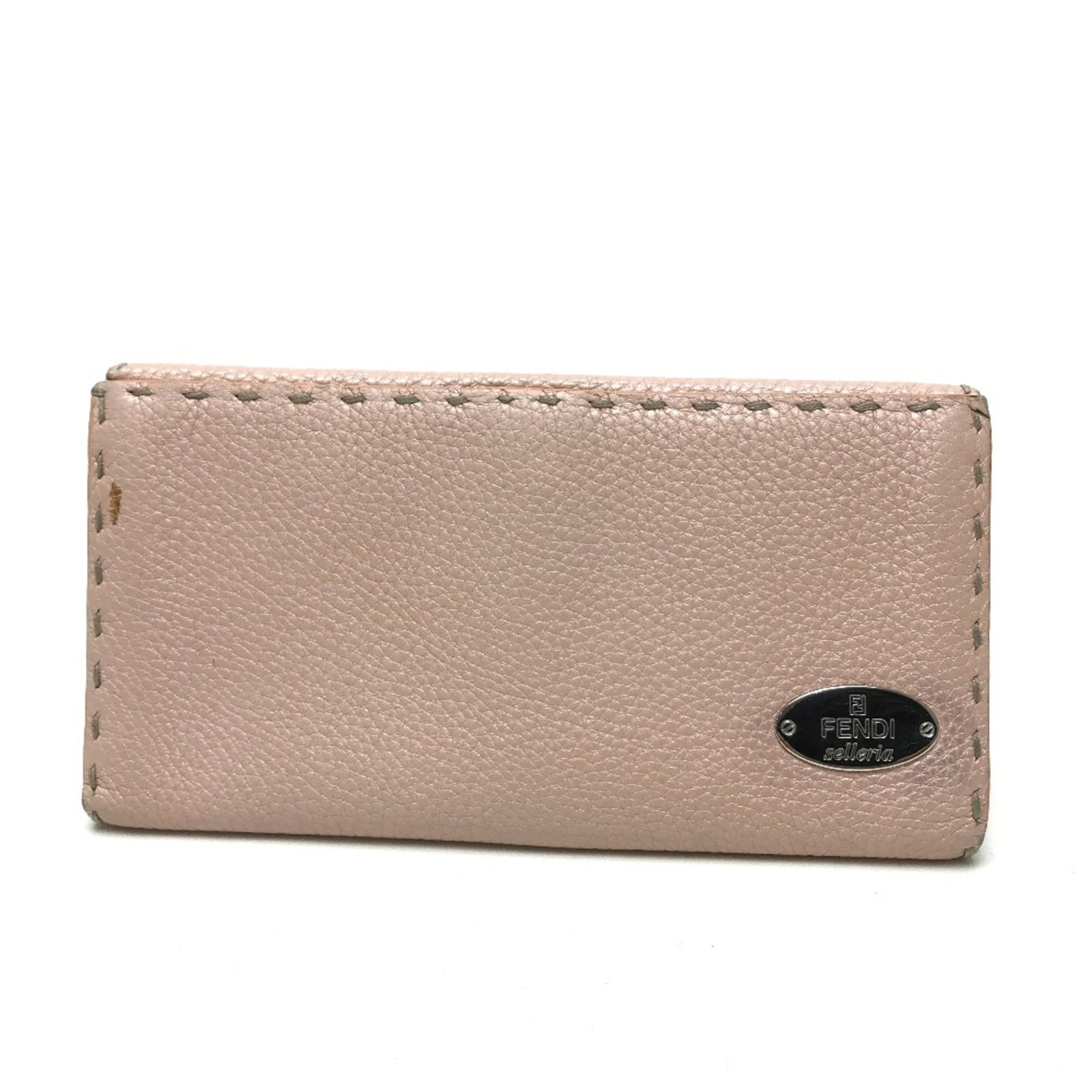Long wallet leather bi fold Fendi: Long wallet leather bi fold Fendi Pink Fendi long wallet with bi-fold design, made from high-quality leather. The item has traces of usage and minor scratches/dirt, but remains in good condition overa