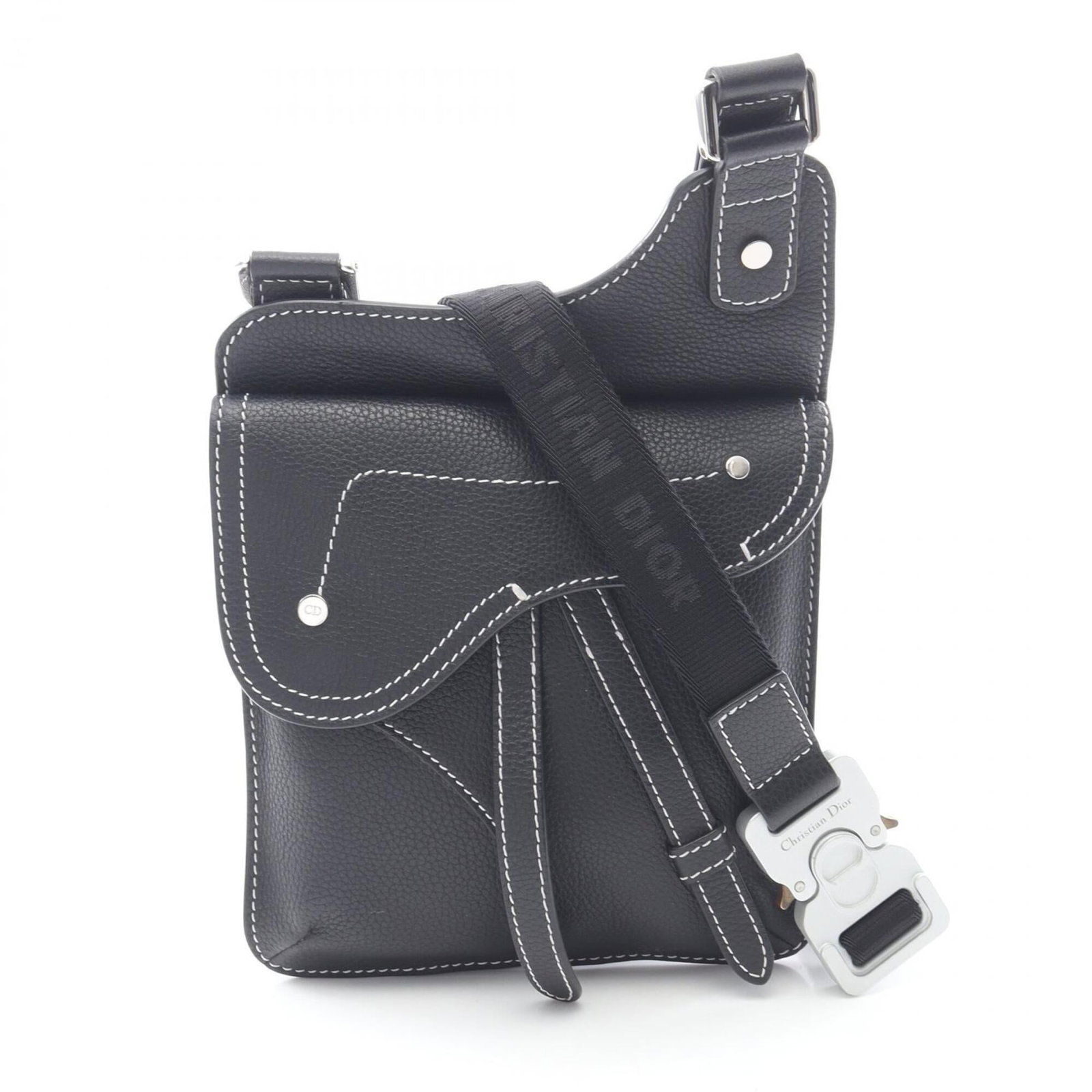 Christian Dior Leather Saddle Bag Handbag Shoulder: Christian Dior Leather Saddle Bag Handbag Shoulder This Christian Dior Leather Saddle Bag Shoulder features sleek black leather and clean lines, making it a stylish accessory for everyday use. With it