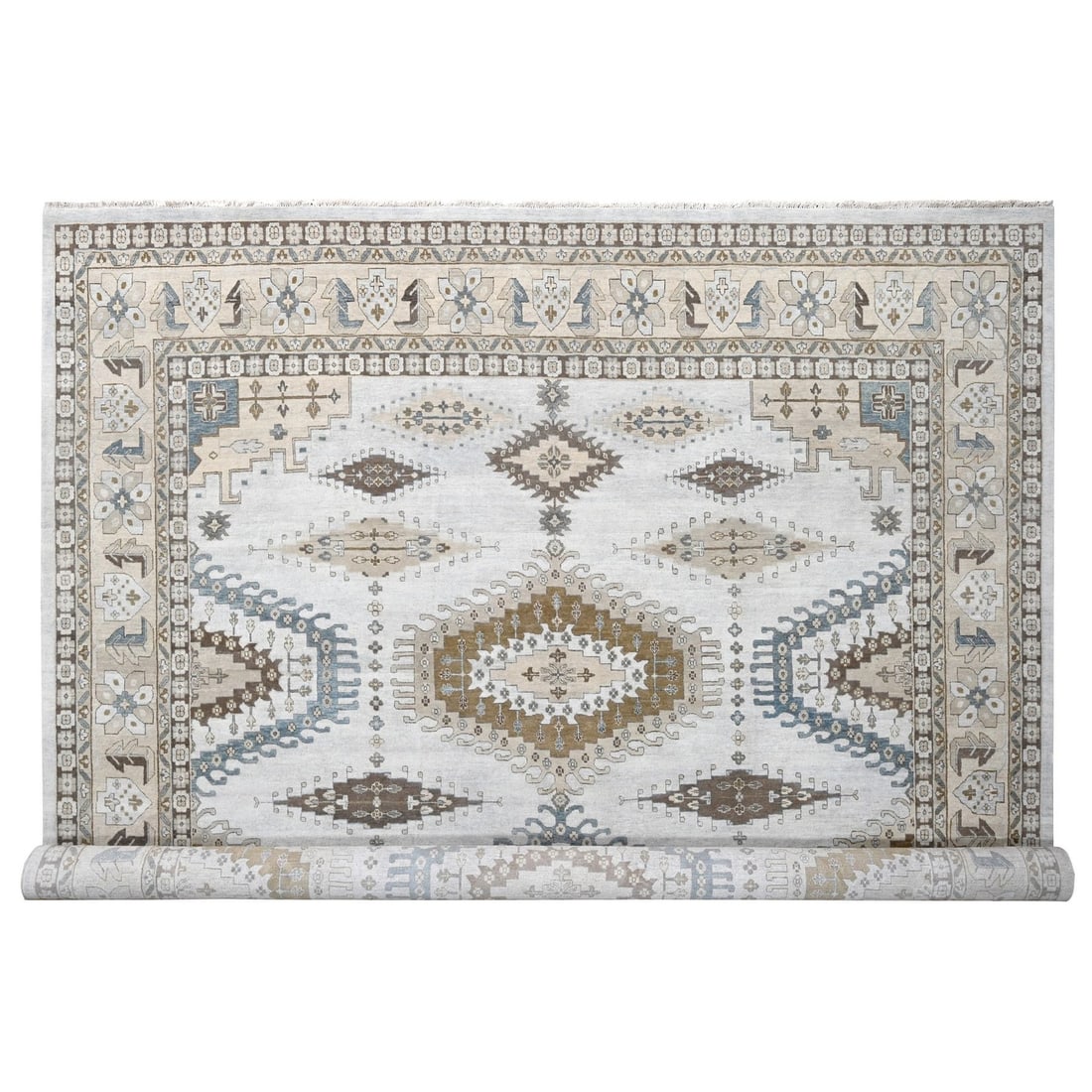 14'x14' BoothBay Gray Hand Knotted Zoroastrian Geometric Square Rug: 14'x14' BoothBay Gray Hand Knotted Zoroastrian Geometric Square Rug This stunning 14'x14' Boothbay Gray Hand Knotted Zoroastrian Geometric Square Rug boasts intricate details and rich, woolen