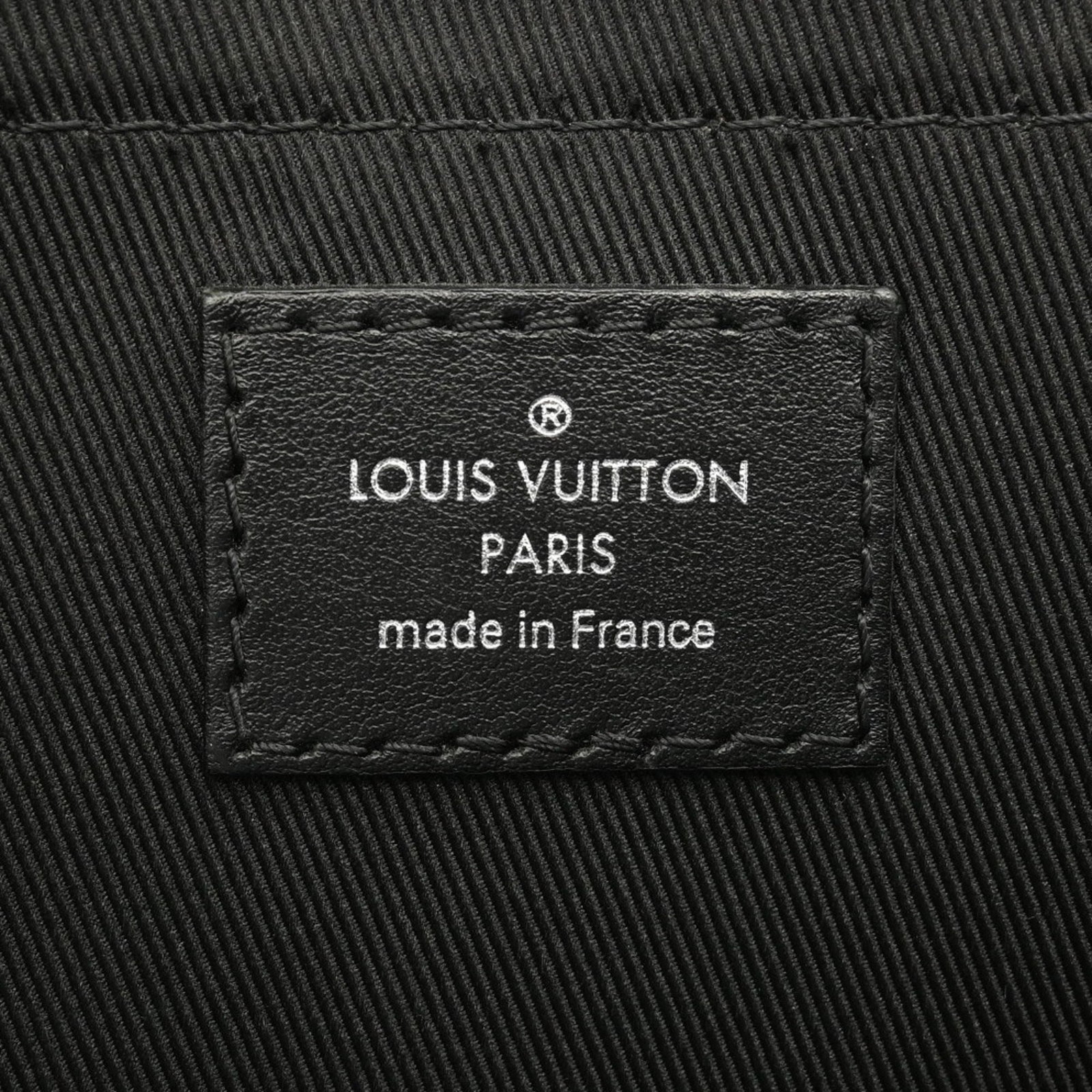 Shoulder bag monogram Louis Vuitton eclipse - 10