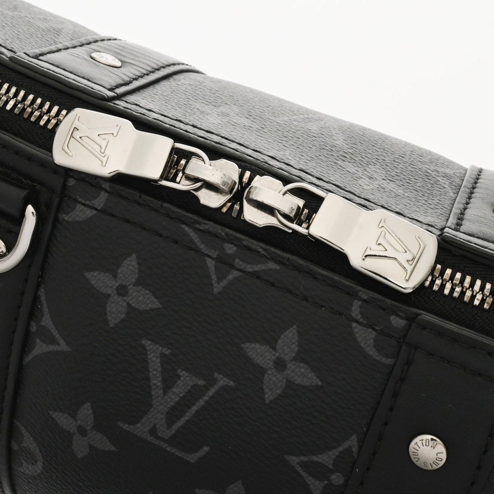 Shoulder bag monogram Louis Vuitton eclipse - 7
