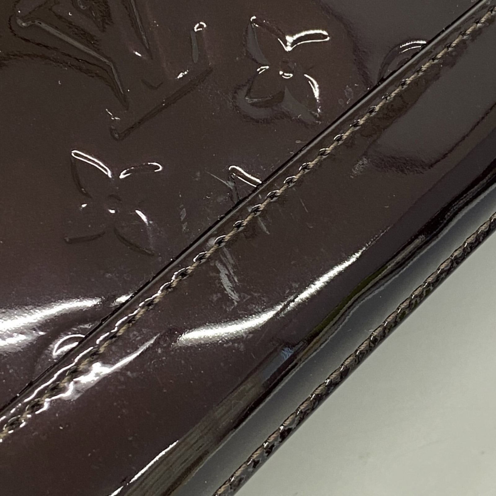 Louis Vuitton Handbag - 7