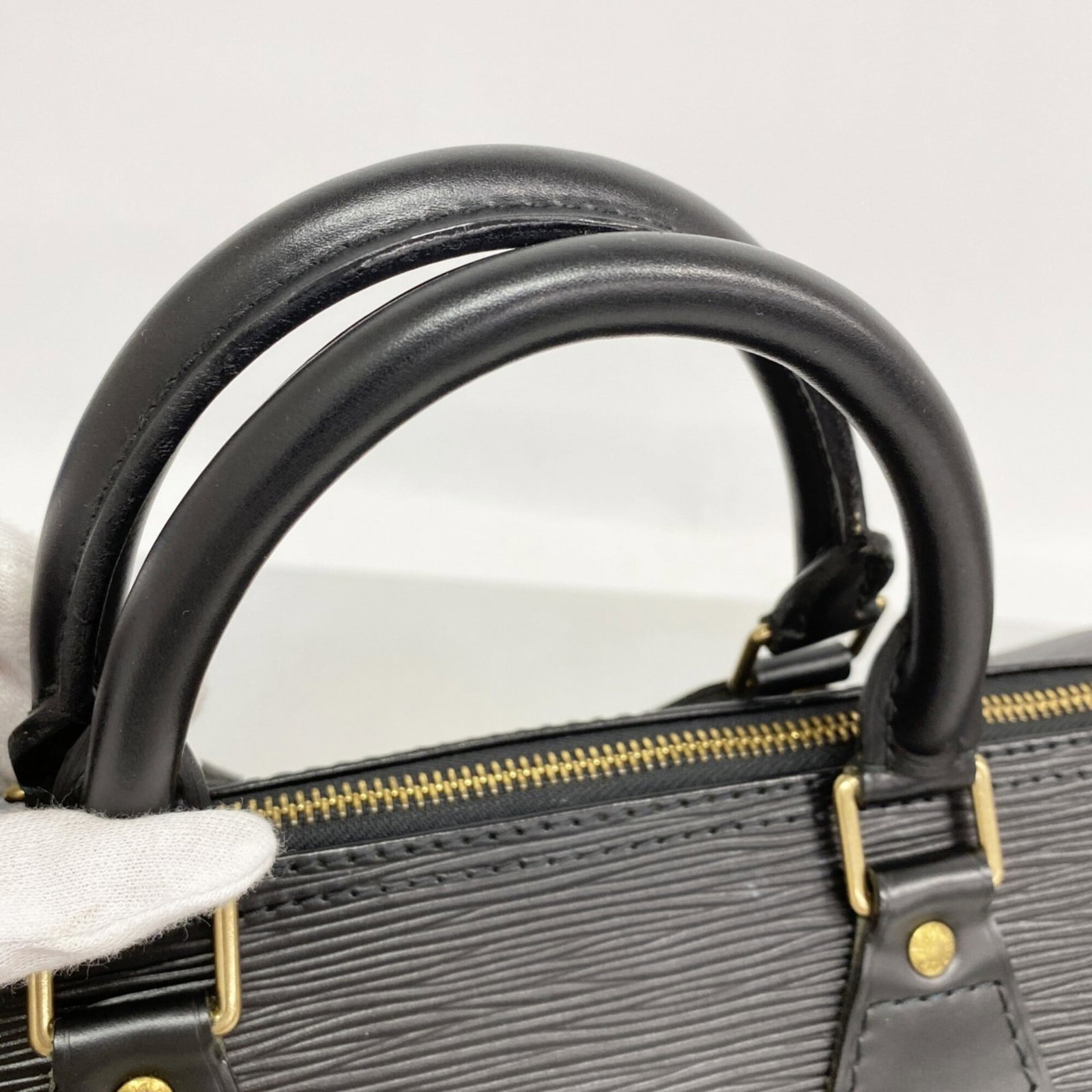 Louis Vuitton Handbag - 9