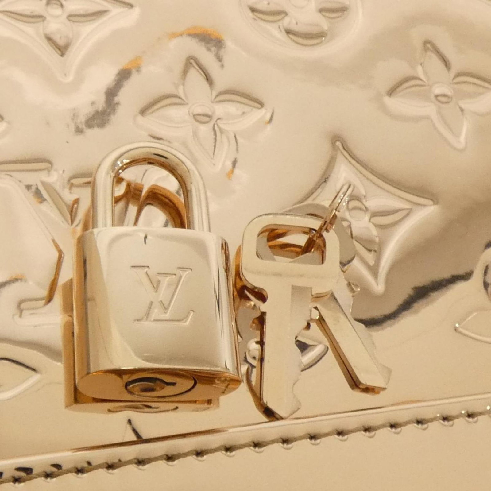Handbag Leather Louis Vuitton - 3