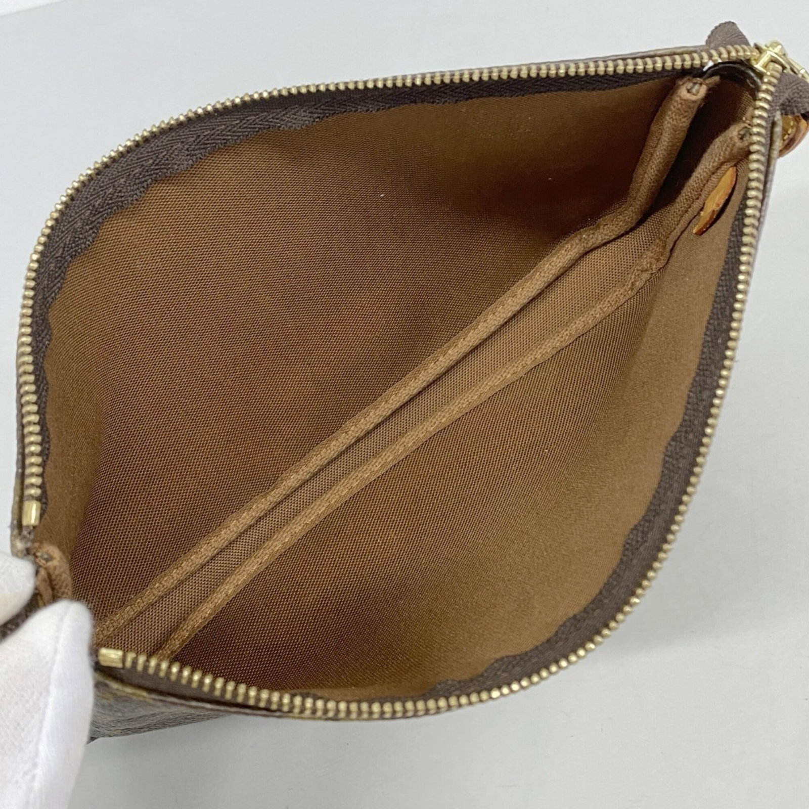 Pouch Louis Vuitton - 4