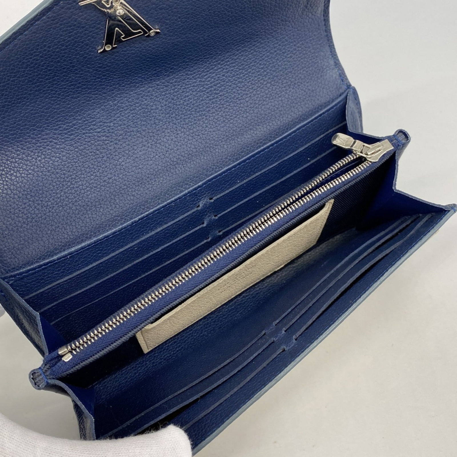 Long Wallet Bi Fold Louis Vuitton - 3