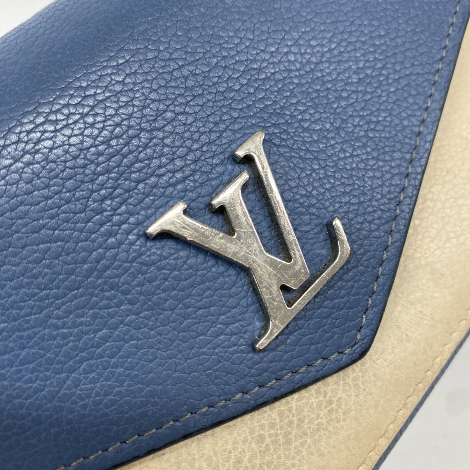 Long Wallet Bi Fold Louis Vuitton - 8