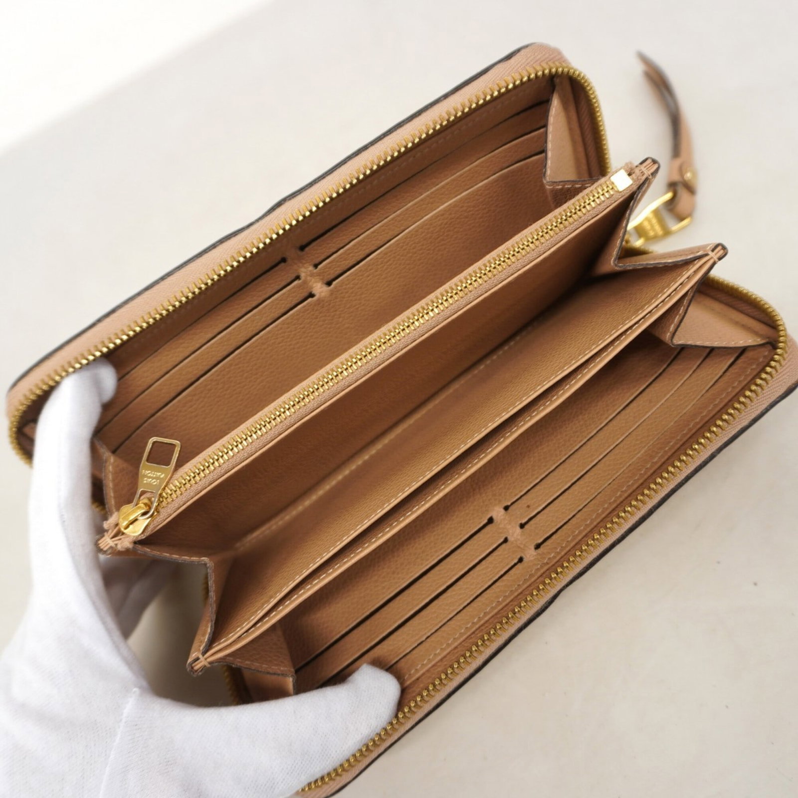 Long Wallet Bi Fold Louis Vuitton - 3