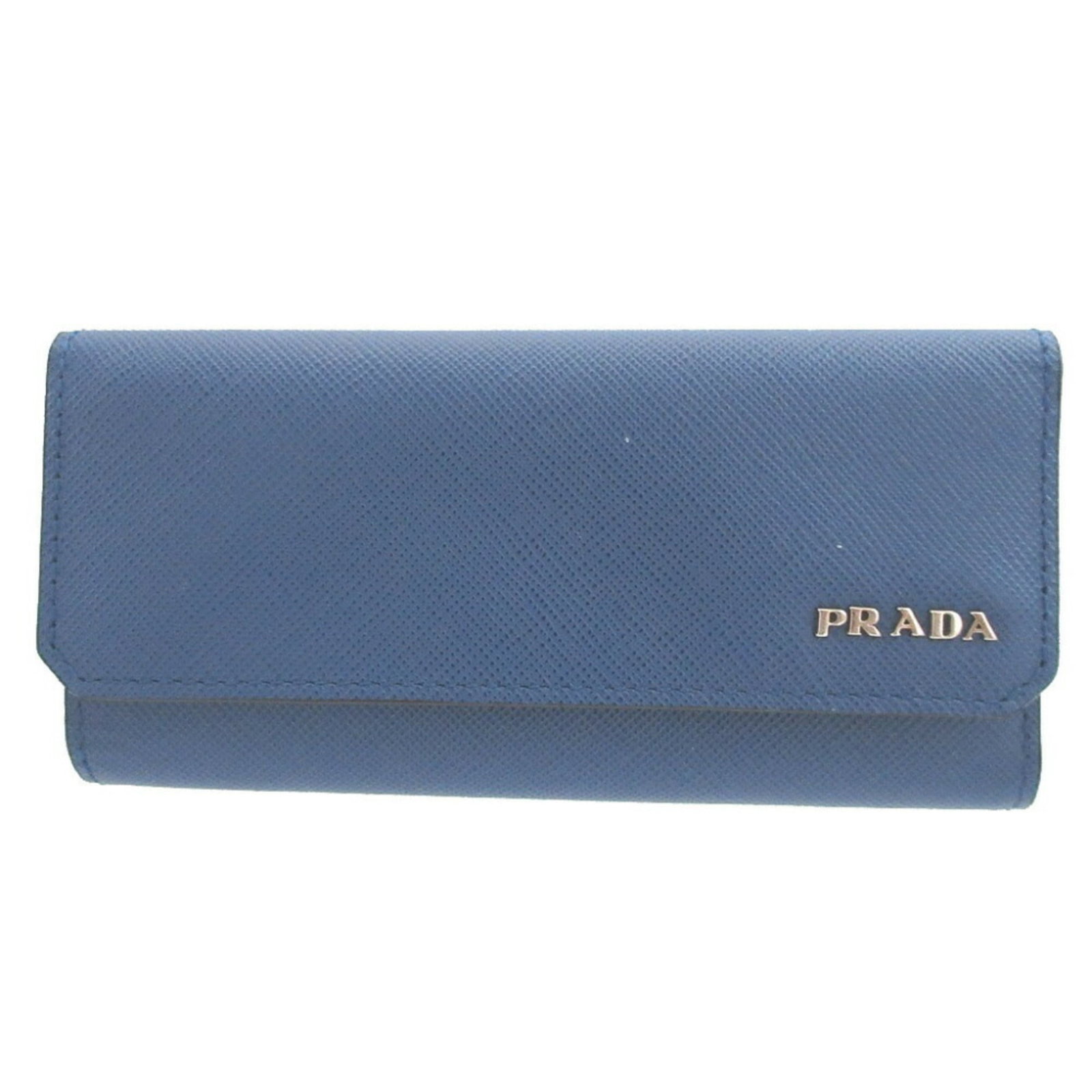 Keycase Leather Prada: Keycase Leather Prada Saffiano leather construction provides durability and sophistication, while the blue color adds a touch of elegance. This Prada keycase features six key hooks, allowing for easy