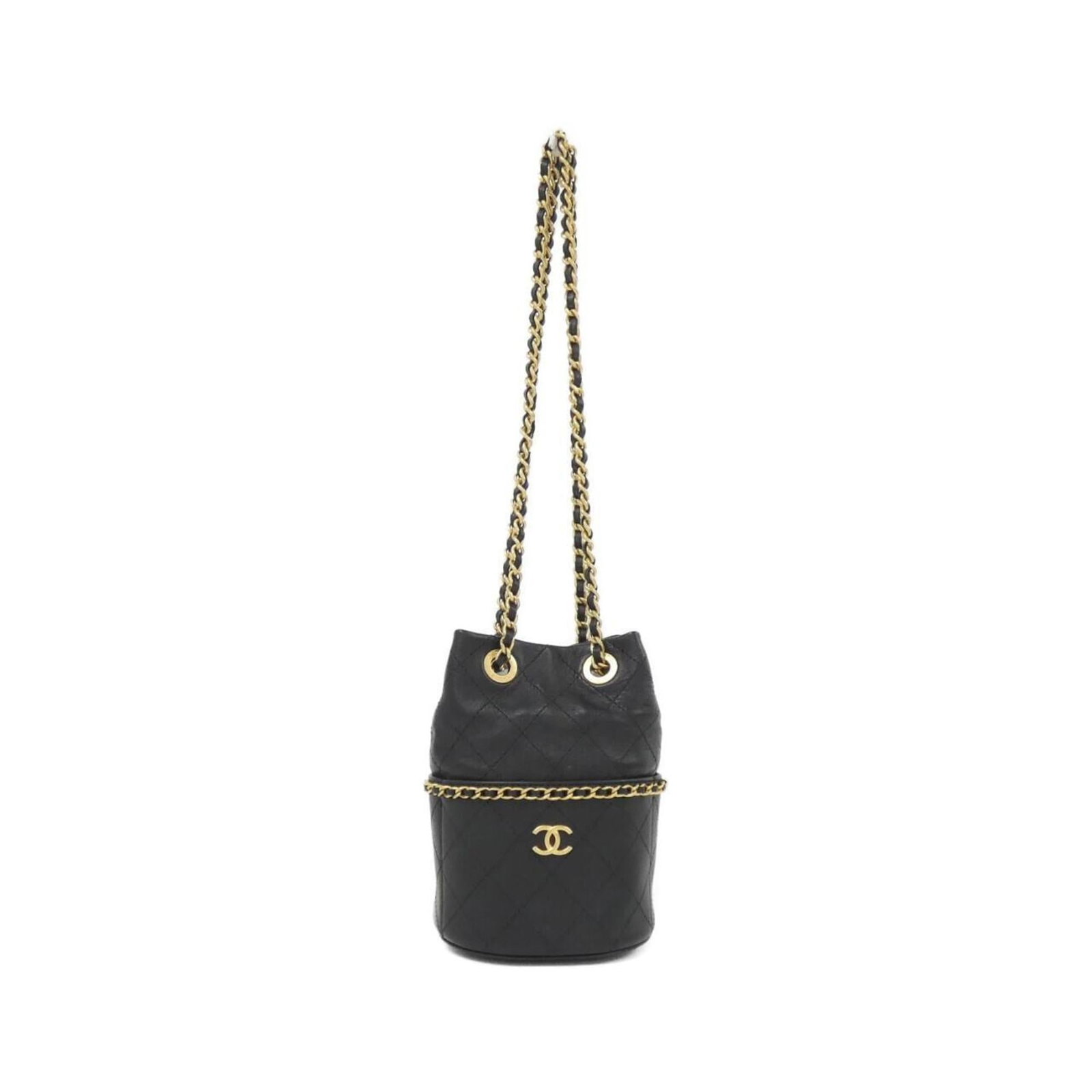 Shoulder Bag Leather: Shoulder Bag Leather Black lamb leather shoulder bag with matte gold hardware, featuring a classic design and timeless elegance. This used Chanel-style bag has some scratches and dirt, but remains in