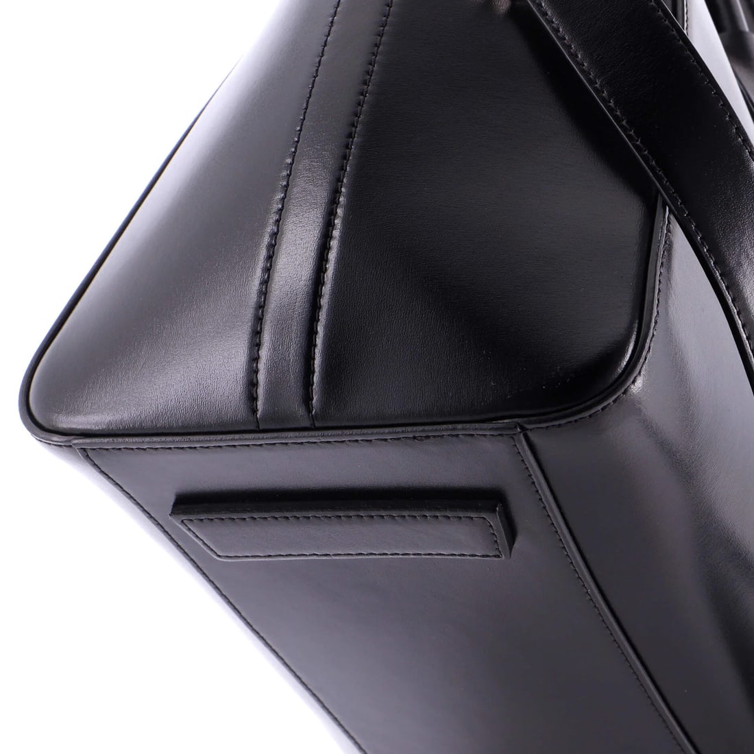 Glazed leather bag medium from Givenchy - 6