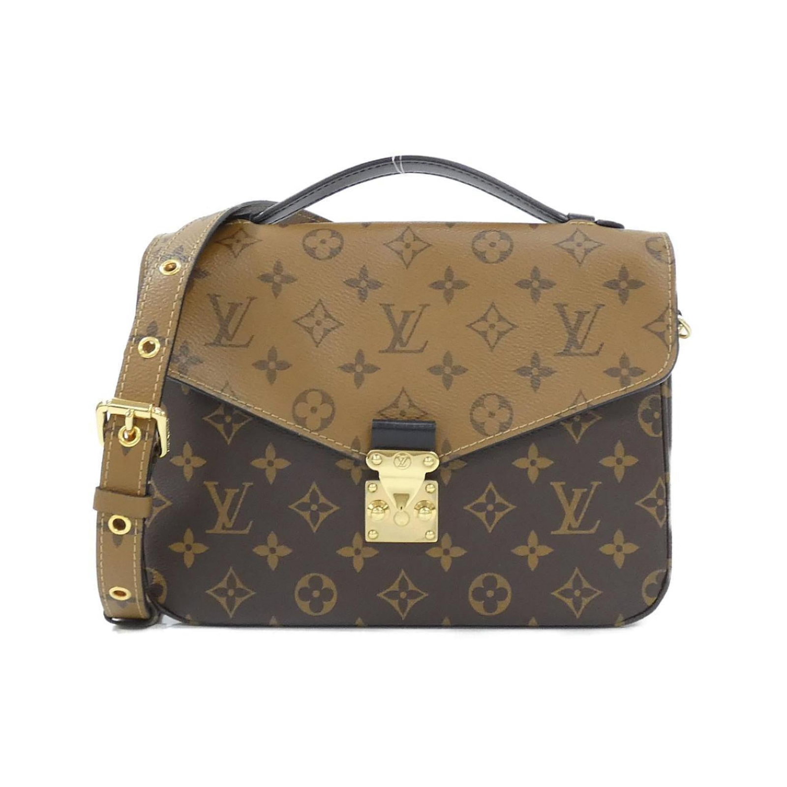 Canvas coated handbag pochette Louis Vuitton: Canvas coated handbag pochette Louis Vuitton Marron coated canvas and gold hardware make this Louis Vuitton pochette stand out, its classic design still exuding luxury despite being a used item. A