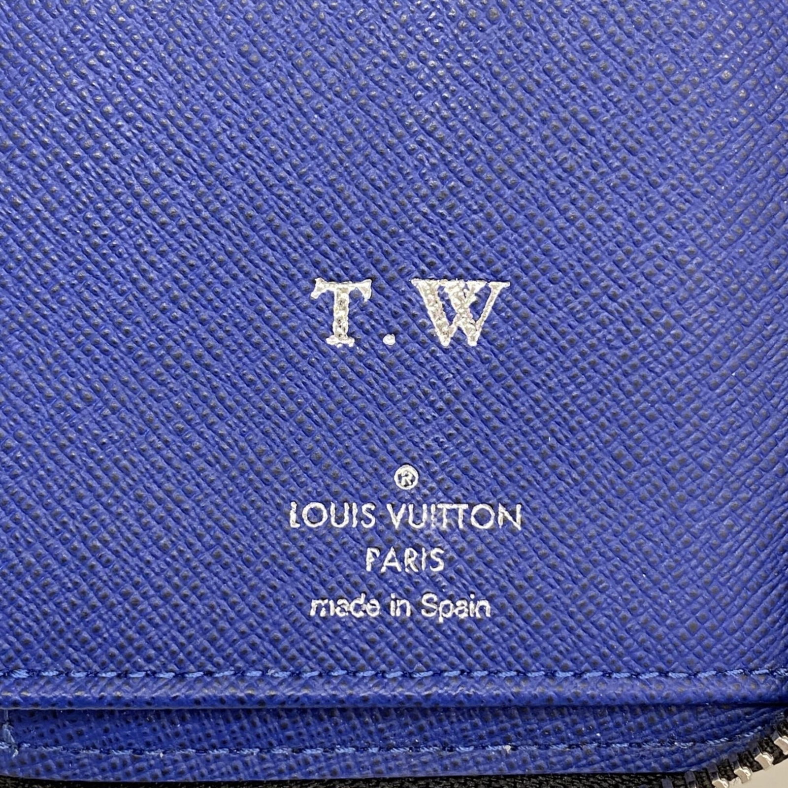 Long Wallet Bi Fold Louis Vuitton - 4