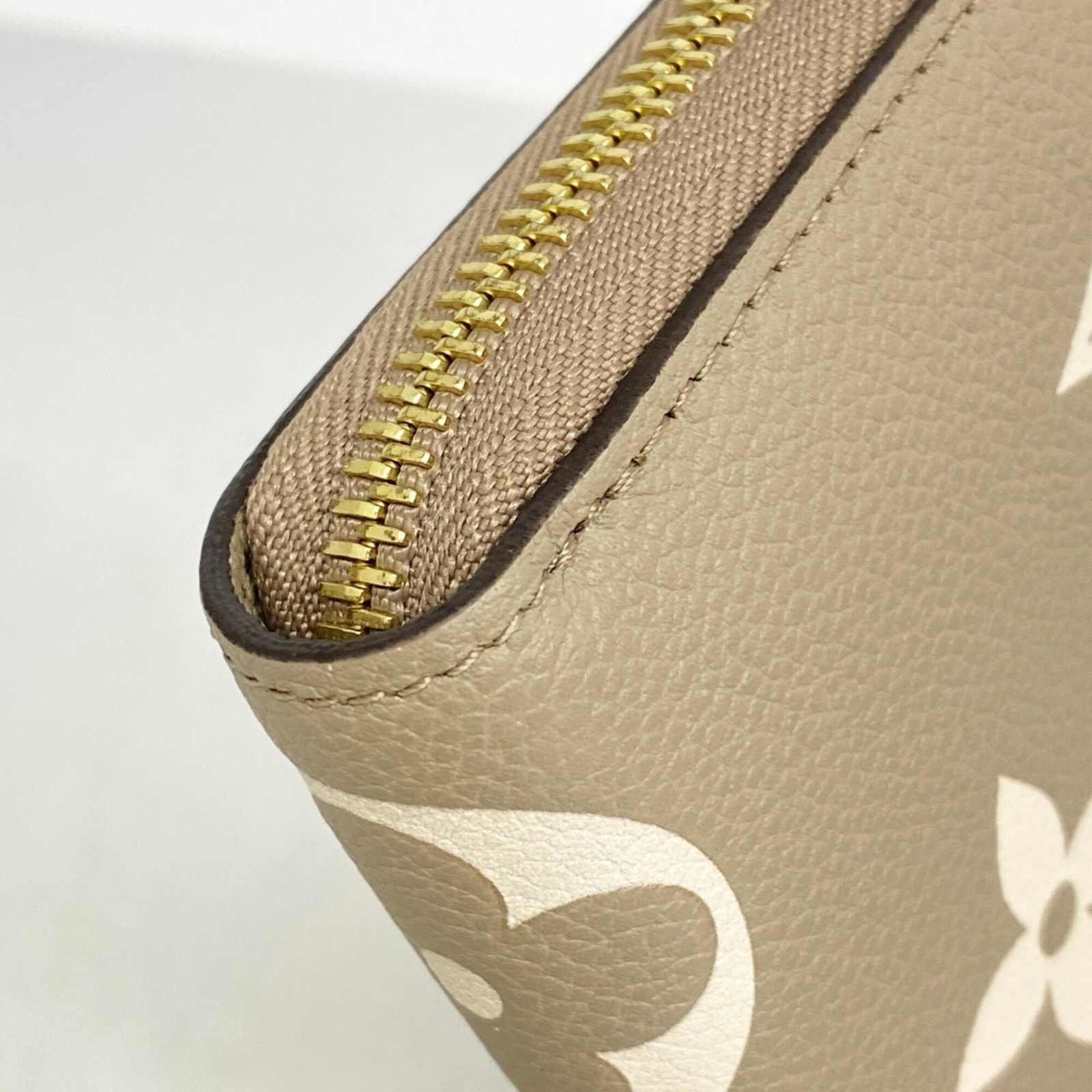Long Wallet Bi Fold Louis Vuitton - 5