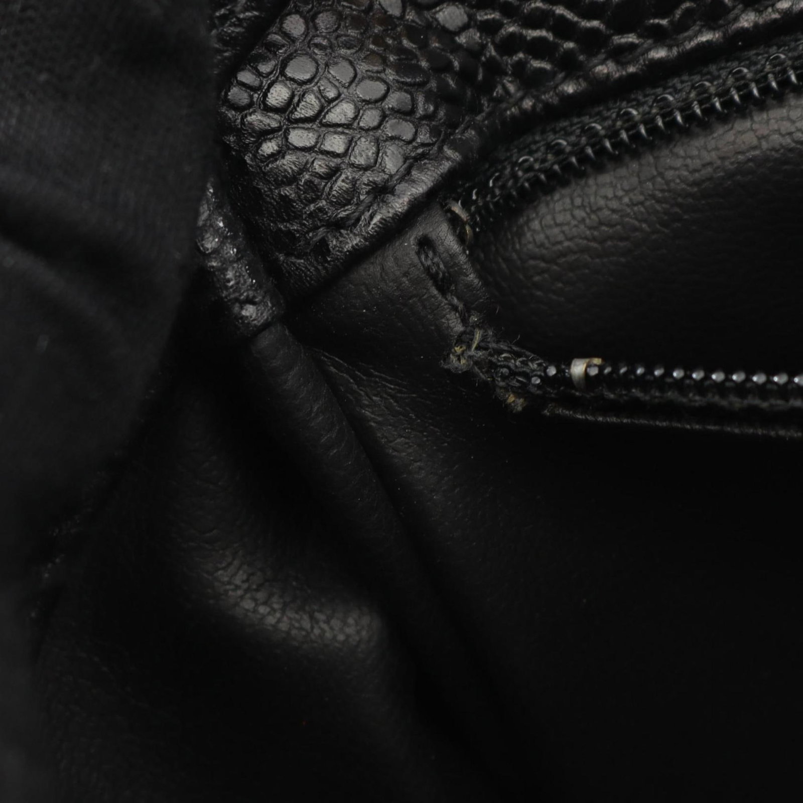 Calfskin backpack by Chanel - 6