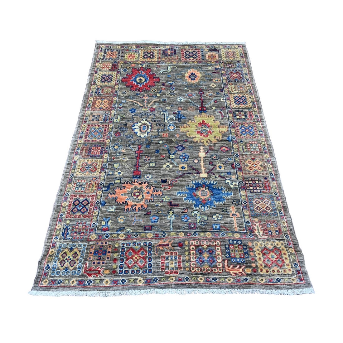 Peshawar Ziegler Mahal Design Hand Knotted Pure Gray Wool Rug: Peshawar Ziegler Mahal Design Hand Knotted Pure Gray Wool Rug The Peshawar Ziegler Mahal Design Hand Knotted Pure Gray Wool Rug is a stunning example of traditional Afghan craftsmanship, featuring a c