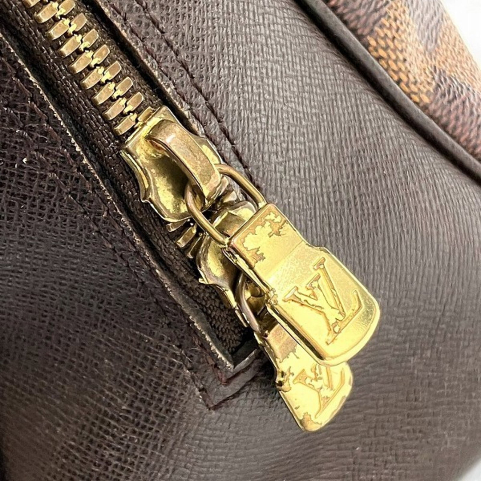 Louis Vuitton Handbag - 7
