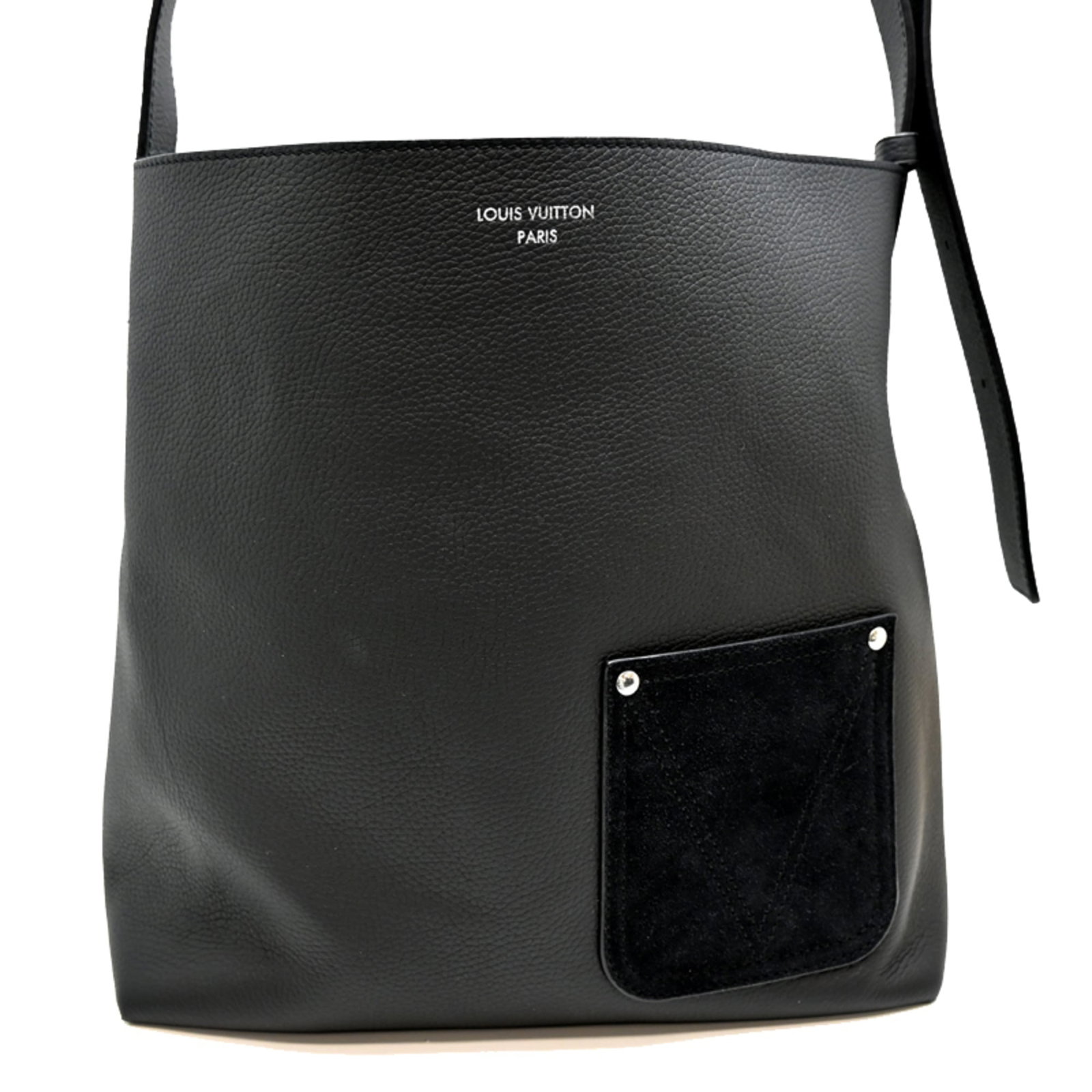 Pouch Leather Tote Bag Vuitton Louis: Pouch Leather Tote Bag Vuitton Louis Black, Noir leather Vuitton Louis Pouch Tote Bag with a few traces of usage and some scratches/dirt. This used tote bag measures 32cm x 30cm x 11.5cm and is in ver