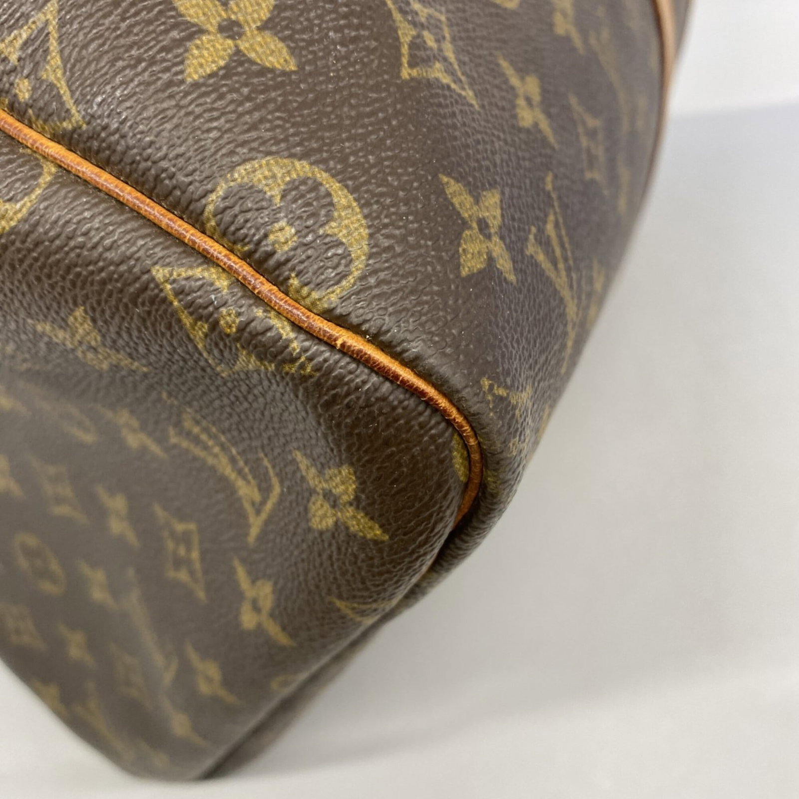 Boston Vuitton Louis - 6