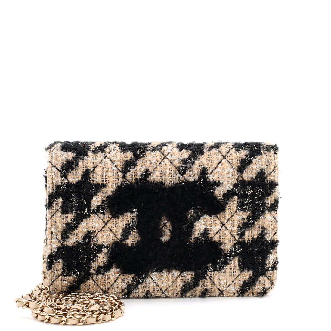 Chain wallet quilted tweed shearling coin purse: Chain wallet quilted tweed shearling coin purse This chain wallet quilted tweed shearling coin purse boasts a striking black exterior with a unique combination of shearling and tweed materials. The