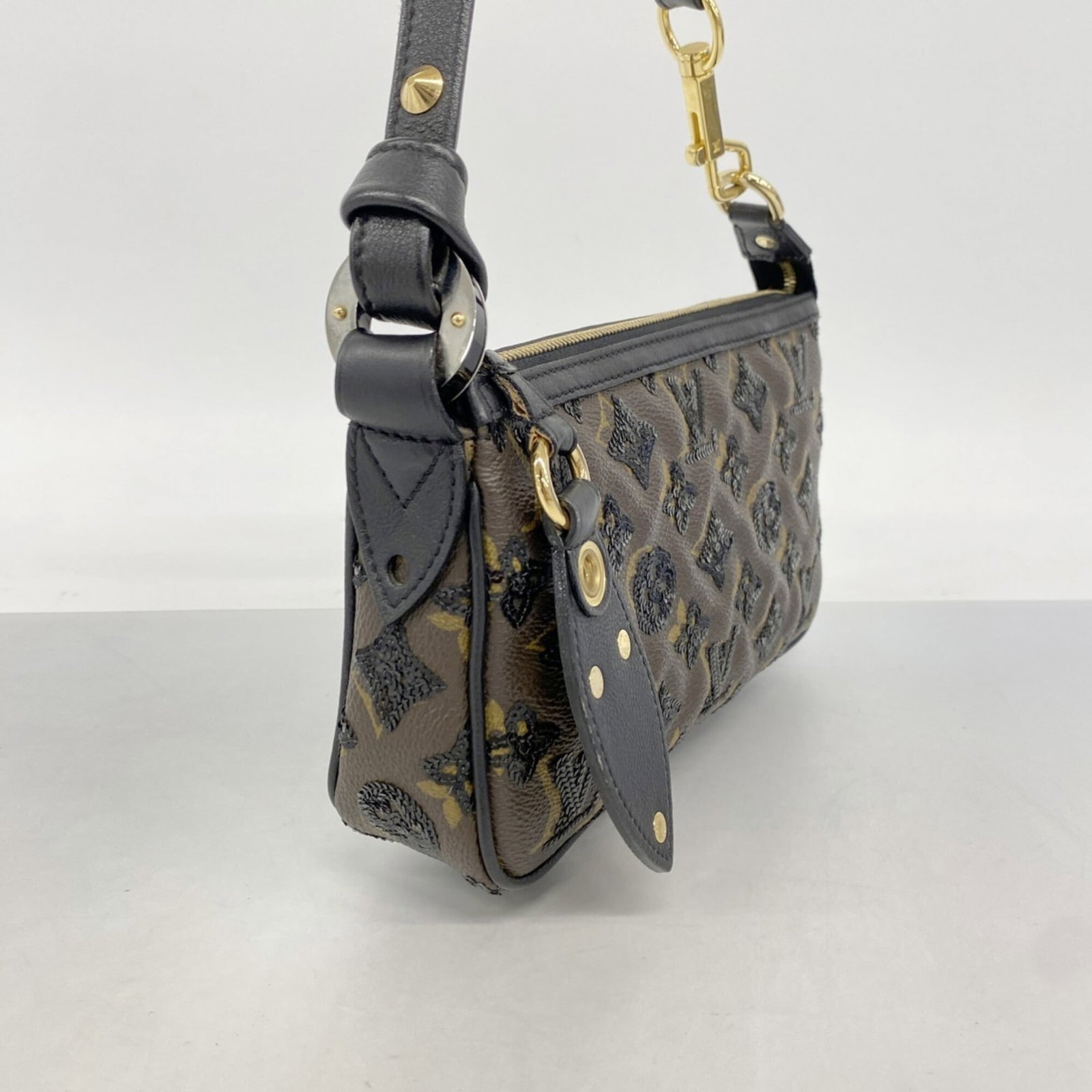 Pouch Louis Vuitton - 2
