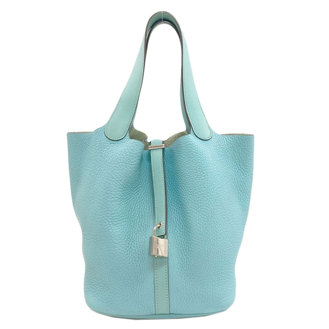 Hermes Picotin Lock Touch Mm Silverhardware Handbag Taurillon Clemence: Hermes Picotin Lock Touch Mm Silverhardware Handbag Taurillon Clemence Blue Taurillon Clemence leather handbag from HERMES, featuring a Picotin Lock Touch closure and silver hardware. This stylish bag