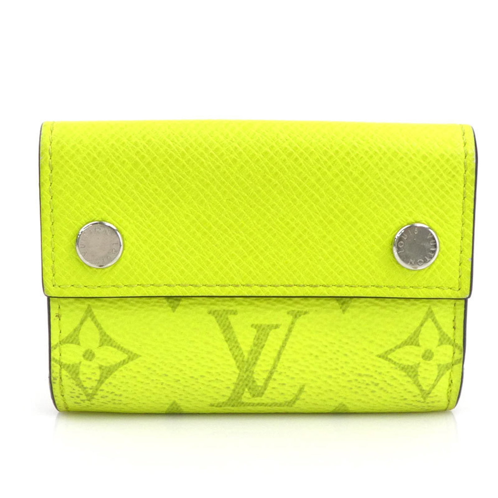 Louis Vuitton Wallet (Tri-Fold) Pvc Leather: Louis Vuitton Wallet (Tri-Fold) Pvc Leather Tri-fold wallet with a unique green and yellow Pvc leather design from Louis Vuitton, featuring a distinctive tri-fold layout. The item has been used and