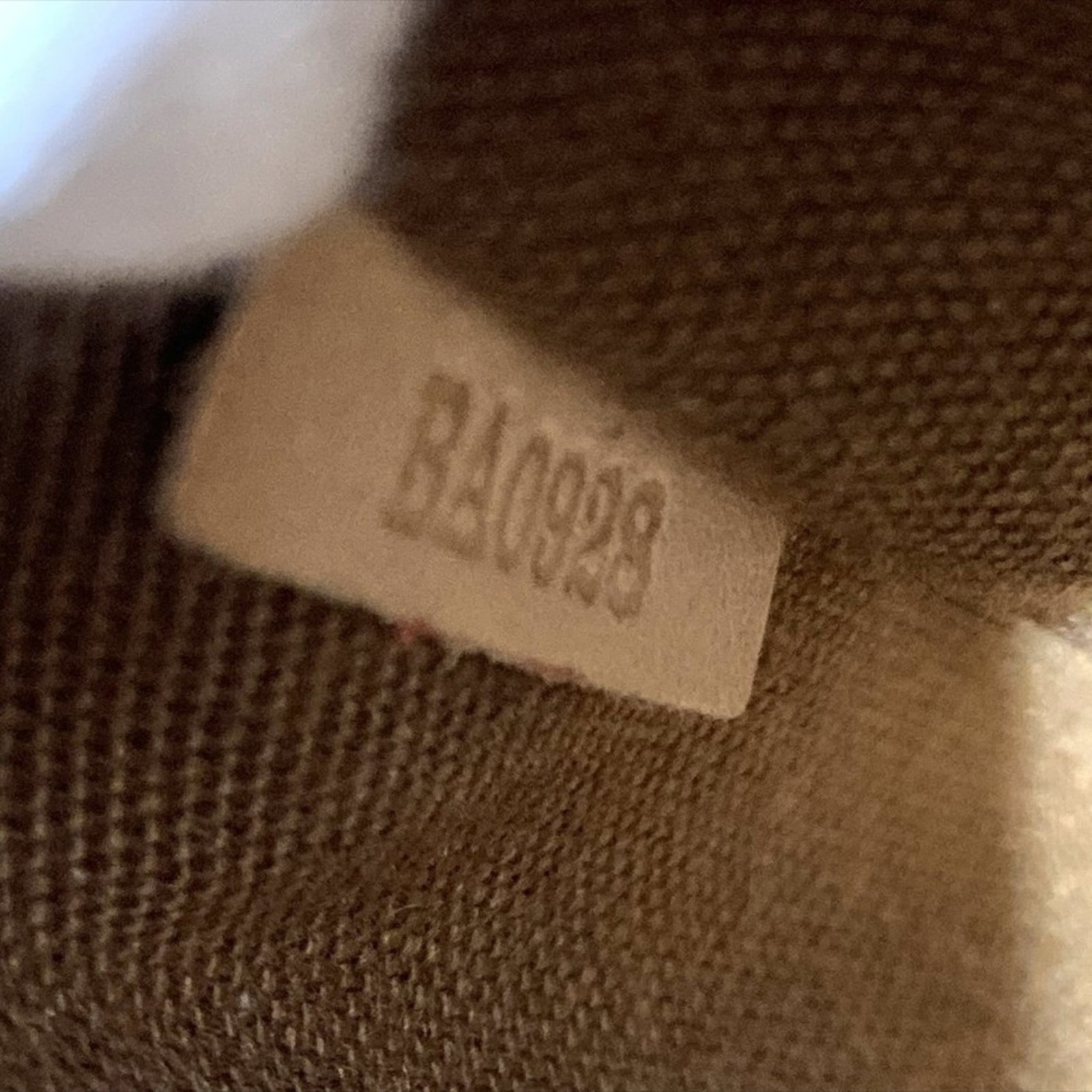 Canvas monogram handbag Vuitton Louis - 12